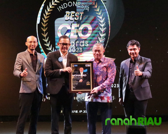 Direktur JNE raih Penghargaan yang keempat kalinya di Best CEO Award 2023